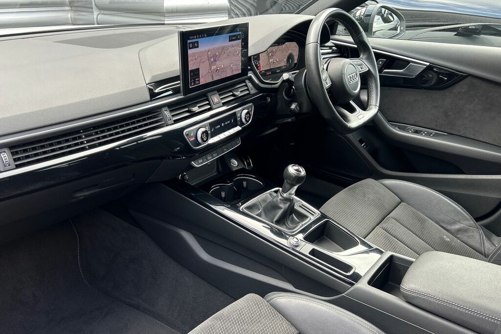 Audi A4 Black Edition 35 Tfsi 150 Ps 6-Speed White #2