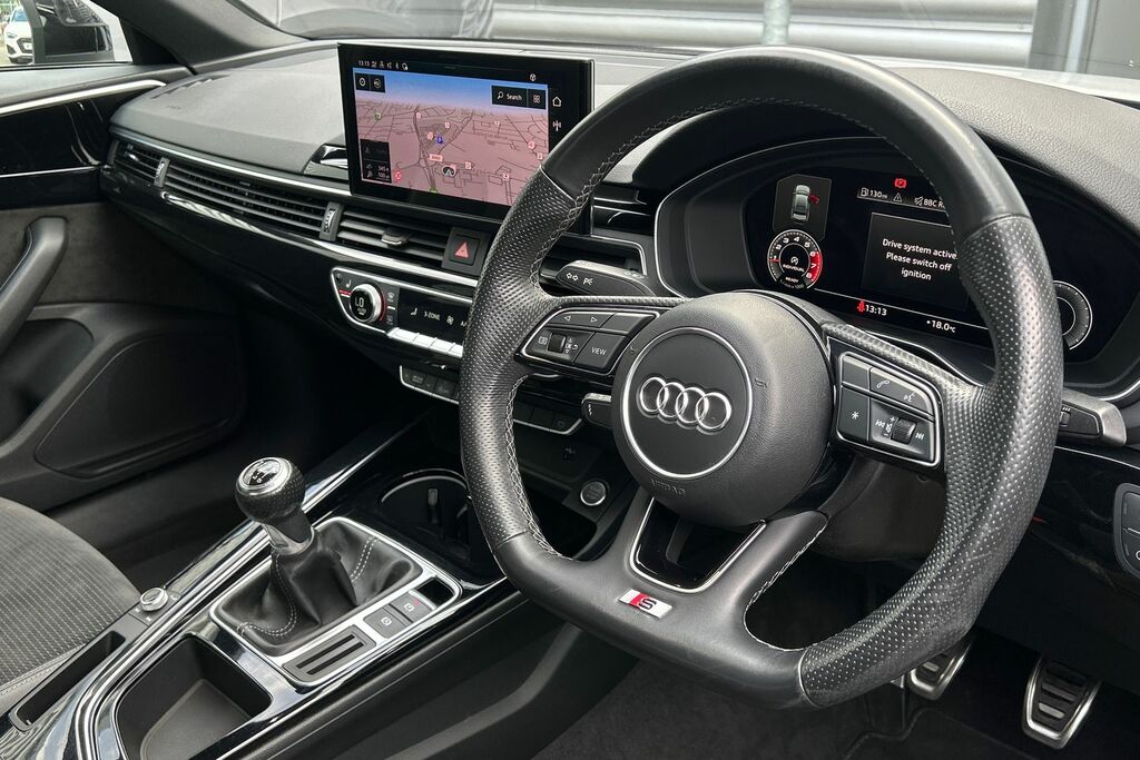 Audi A4 Black Edition 35 Tfsi 150 Ps 6-Speed White #6