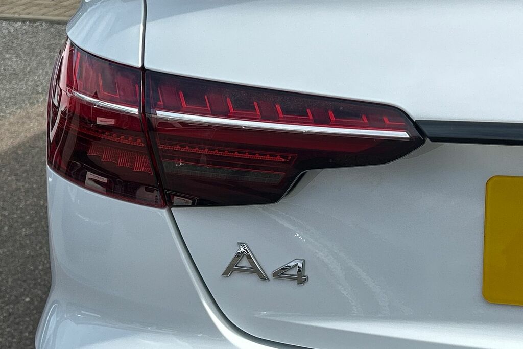 Audi A4 Technik 30 2.0Tdi Mhev S Black #19