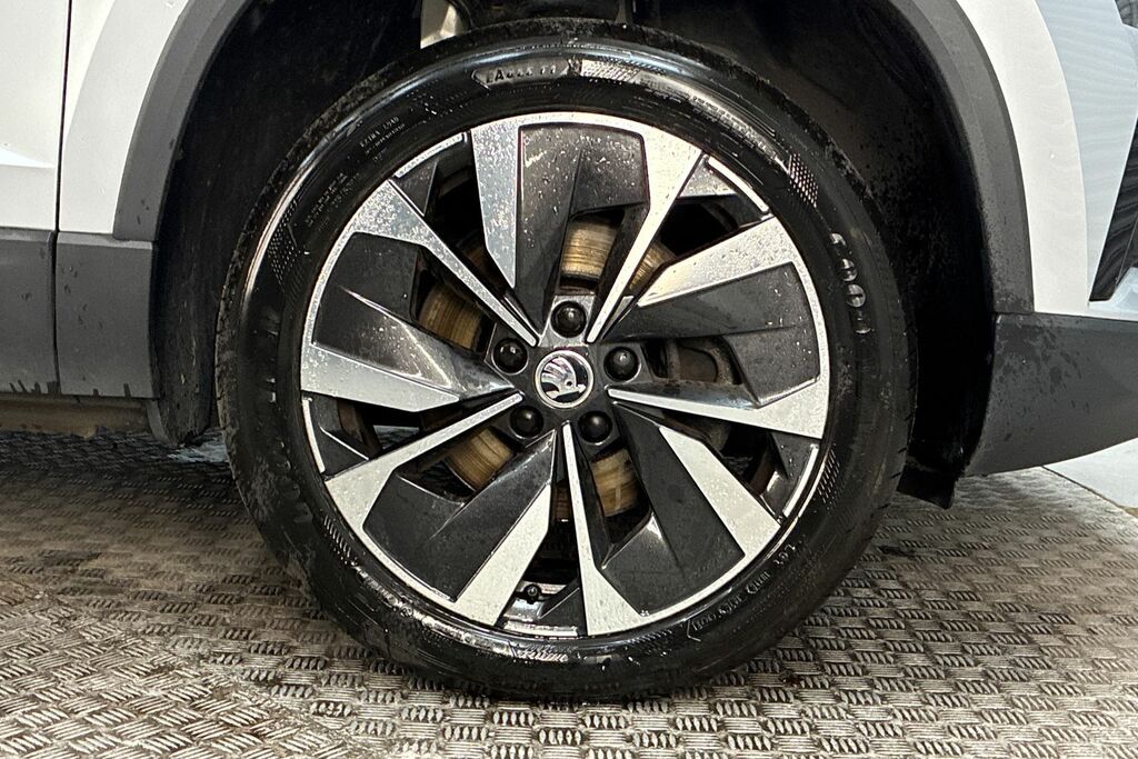 Skoda Karoq 1.5 Tsi Se L Dsg Silver #5