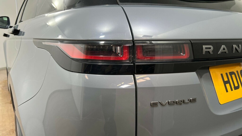 Land Rover Range Rover Evoque Se Tech White #38