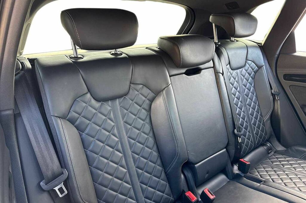 Audi Q5 Suv Black #9