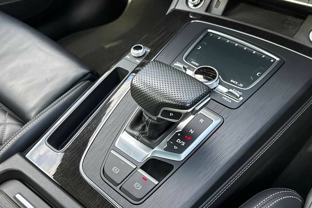 Audi Q5 Suv Black #24