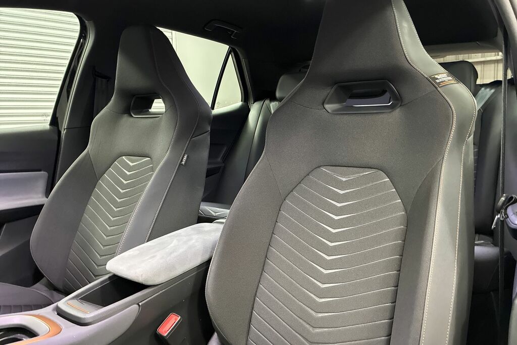 Cupra Born E-boost 79Kwh V1 Hatchback 230 Silver #16