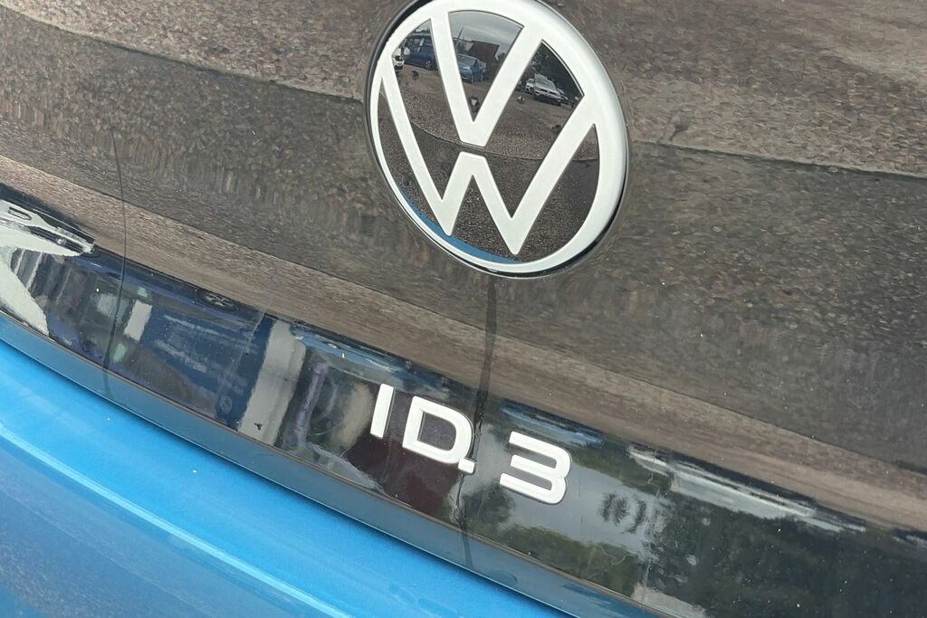 Volkswagen ID.3 Pro Black #20