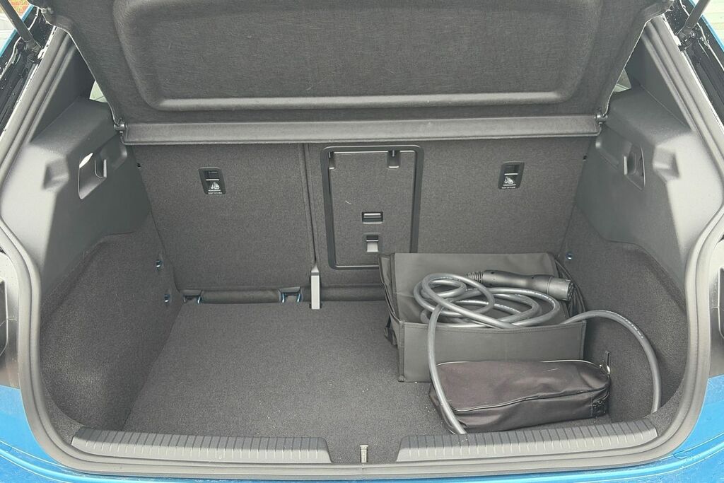 Volkswagen ID.3 Pro Black #11