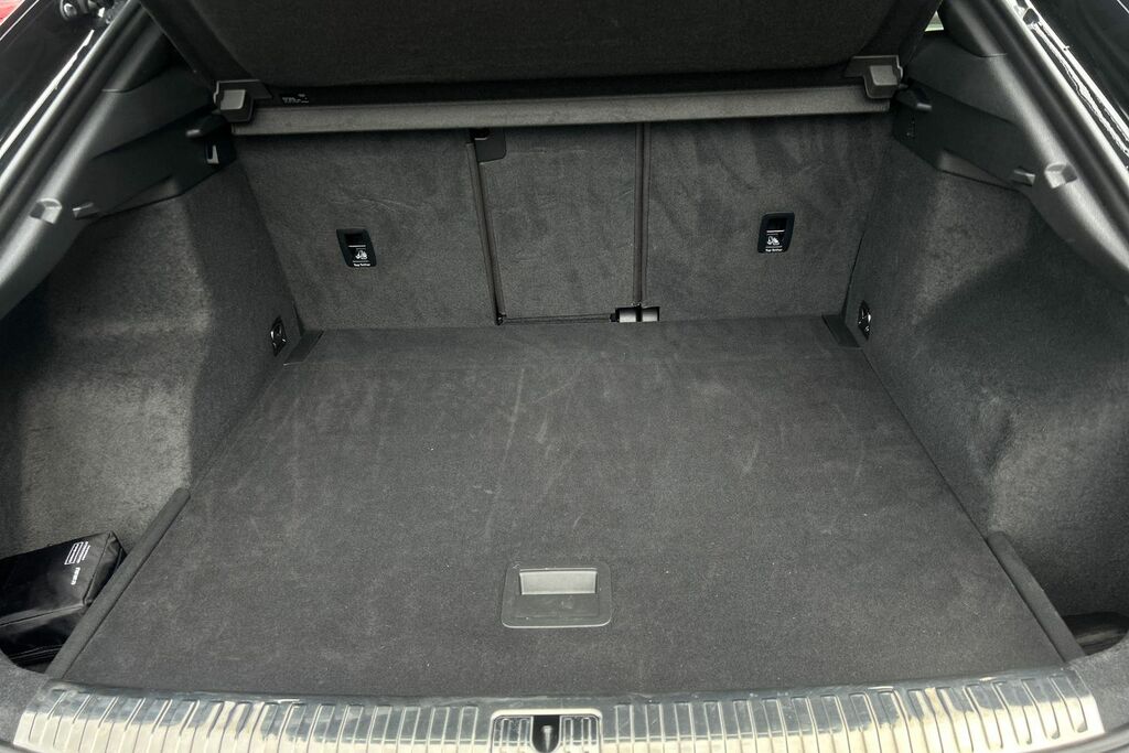 Audi Q3 35 Tfsi Technik Black #11