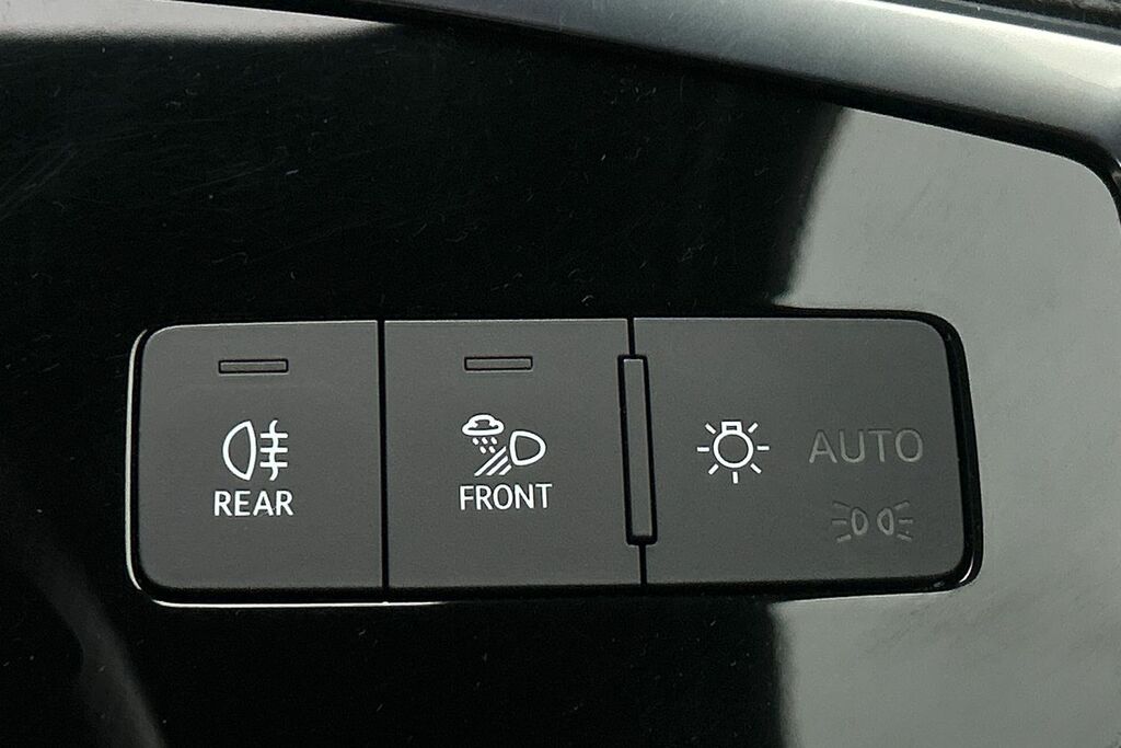Audi Q3 35 Tfsi Technik Black #27
