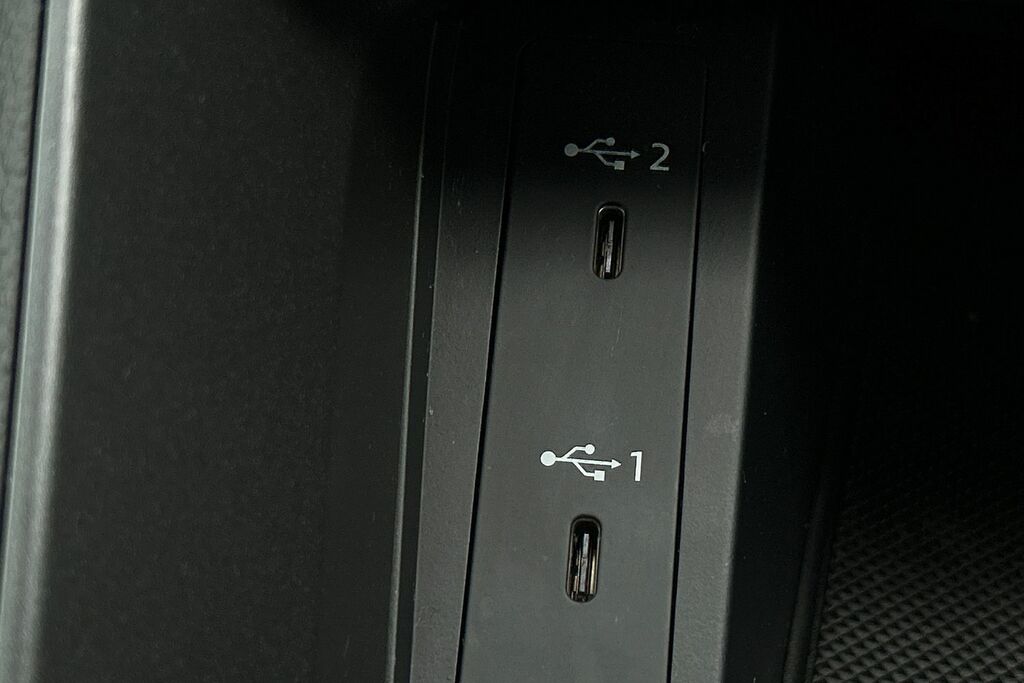 Audi Q3 35 Tfsi Technik Black #21