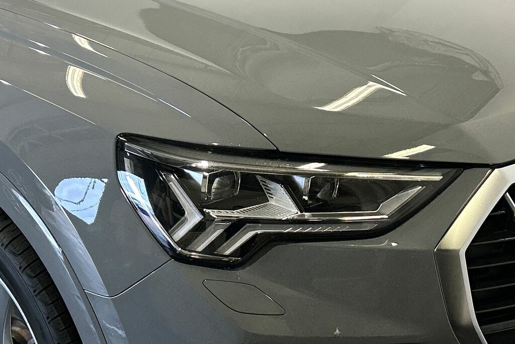 Audi Q3 Black Edition Blue #18