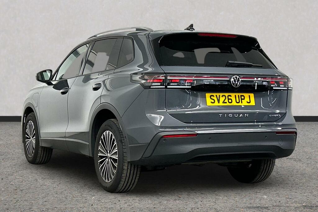 Volkswagen Tiguan 1.5 Tsi Ehybrid Match Dsg Grey #3