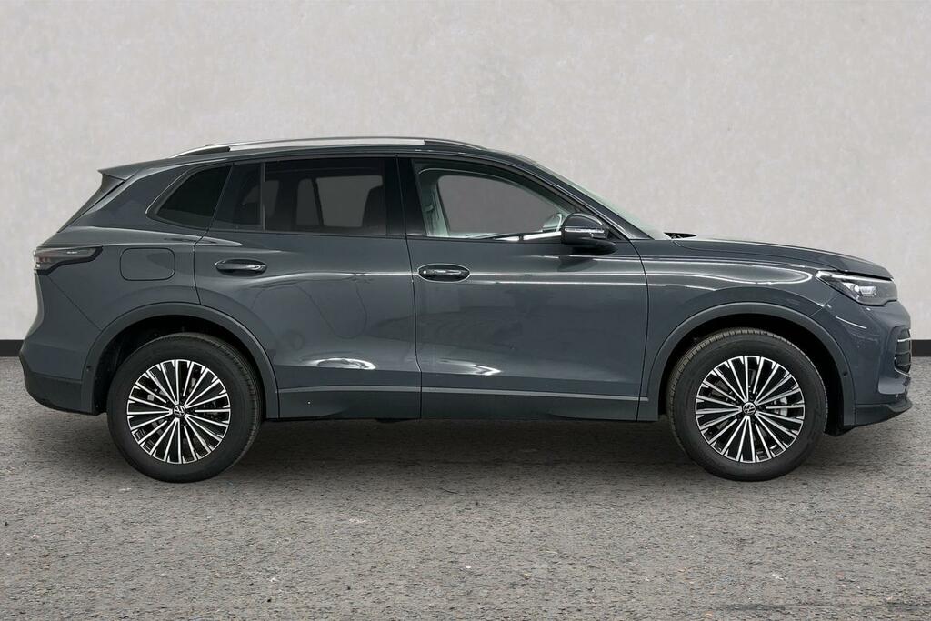 Volkswagen Tiguan 1.5 Tsi Ehybrid Match Dsg Grey #4