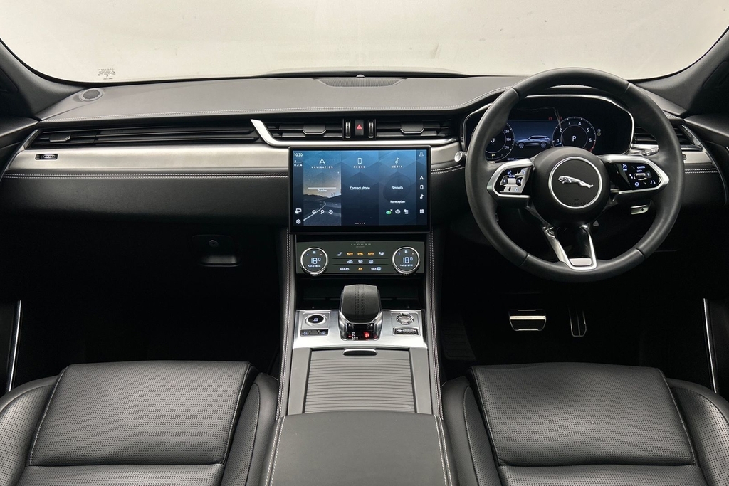 Jaguar F-Pace R-dynamic Se Black Grey #9