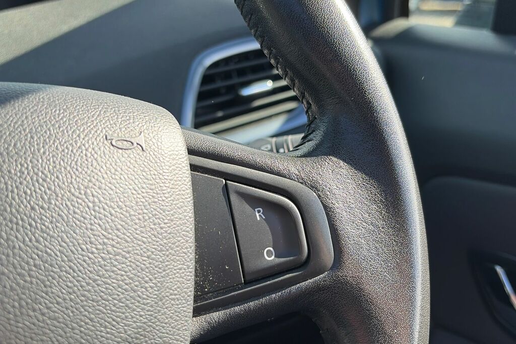 Renault Scenic Dynamique S Nav Dci Black #24