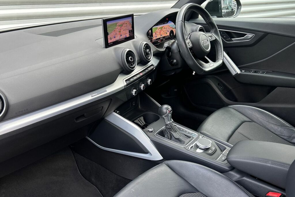 Audi Q2 S Line 30 Tdi 116 Ps S Tronic SW20BHO Black #2
