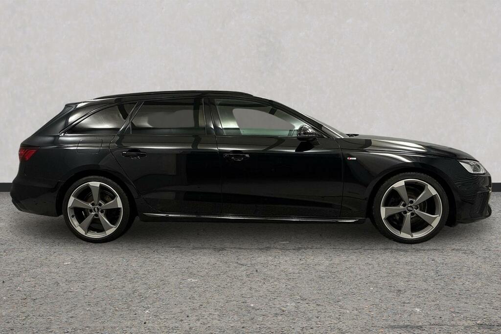 Audi A4 35 Tdi Black Edition S Tronic SV20UNZ Black #4