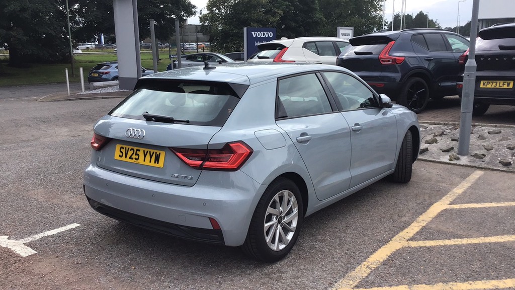 Audi A1 Sport 25 Tfsi 95 Ps 5-Speed SV25YYW Grey #3