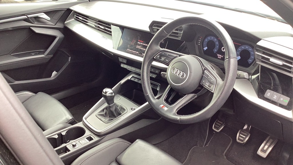 Audi A3 S Line 35 Tfsi 150 Ps 6-Speed YF24NBJ Black #4