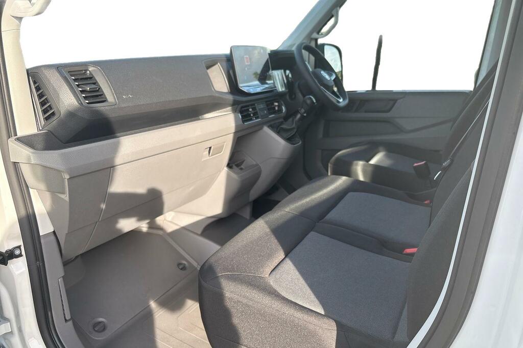 Volkswagen Crafter 2.0 Tdi 140Ps Commerce Low Roof Van White #2