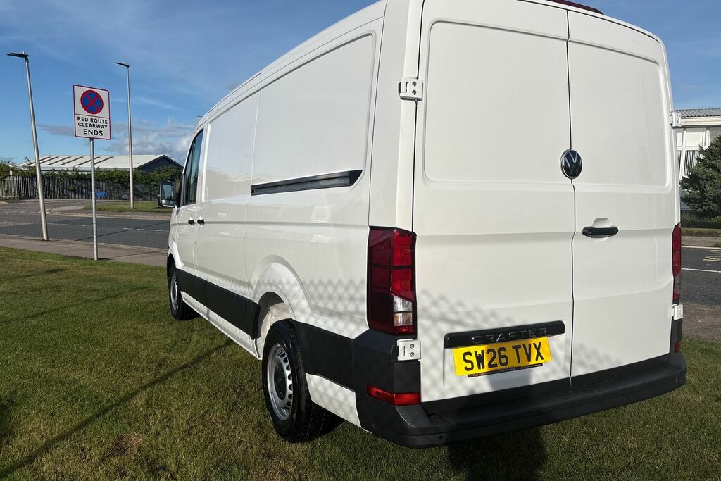 Volkswagen Crafter 2.0 Tdi 140Ps Commerce Low Roof Van White #3