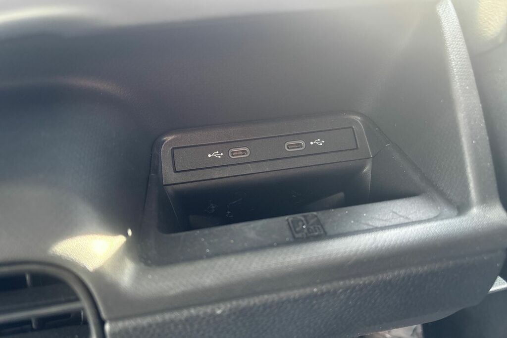 Volkswagen ID.Buzz Pro 79Kwh Commerce Panel Van 4Mo Blue #21