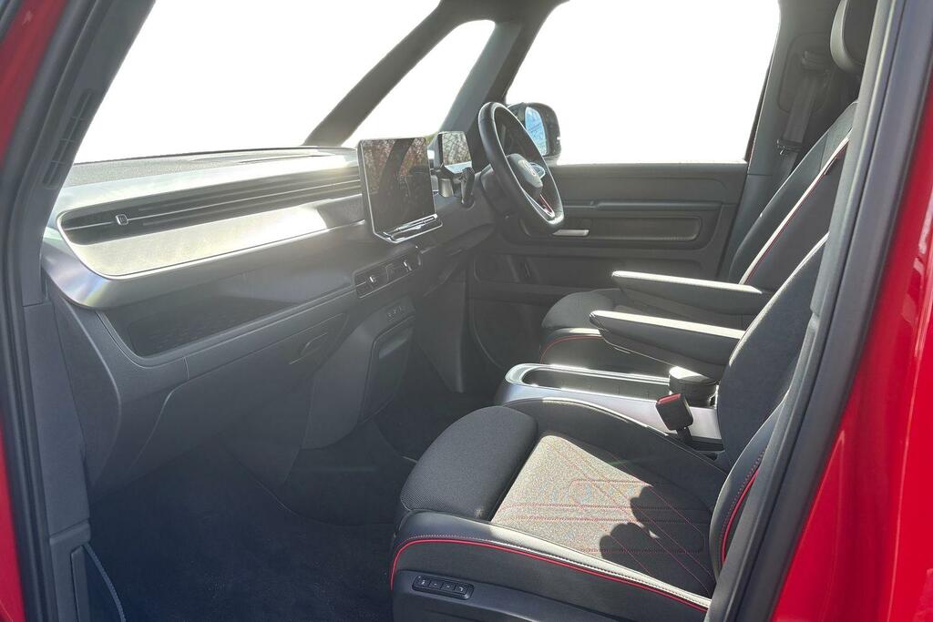 Volkswagen ID.Buzz 250Kw Gtx Pro 86Kwh 4Motion Lwb 7 Seat Silver #2