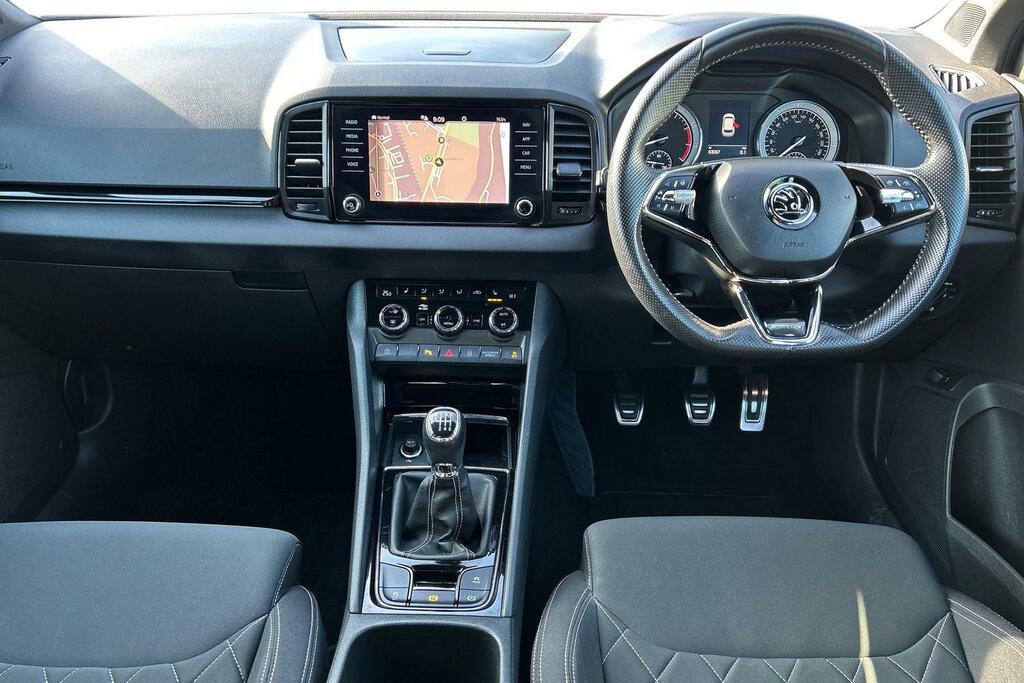 Skoda Karoq Se L White #10