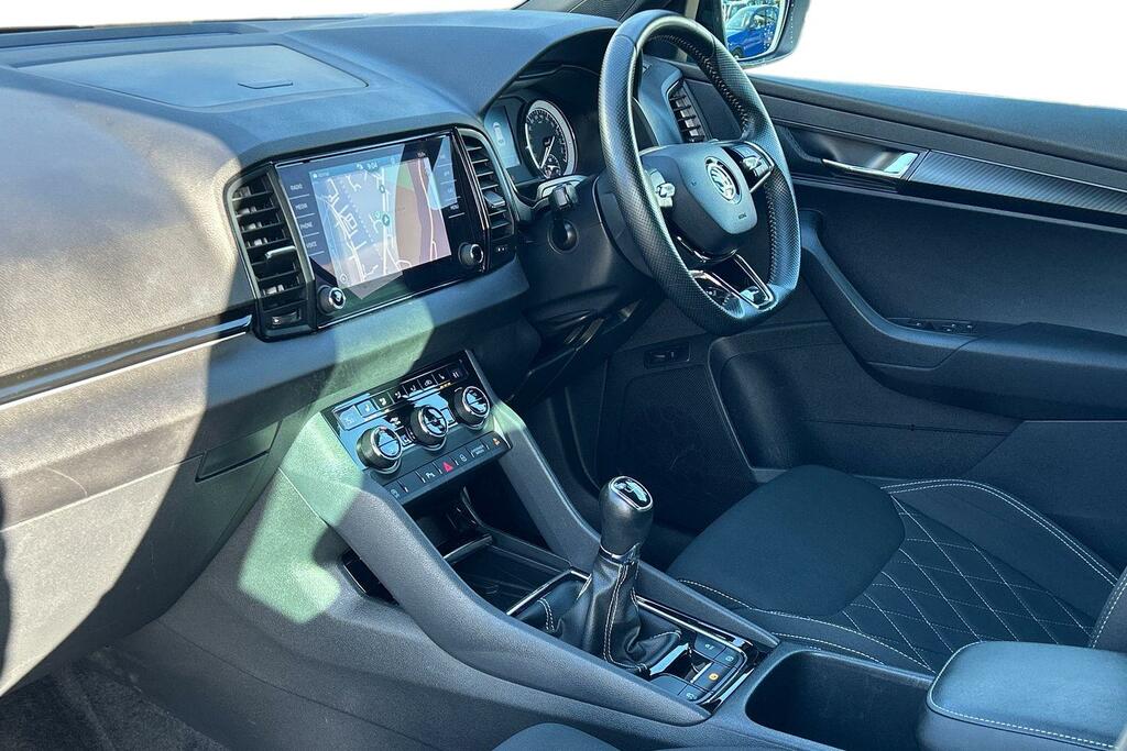 Skoda Karoq 1.5 Tsi Sport Line Blue #2