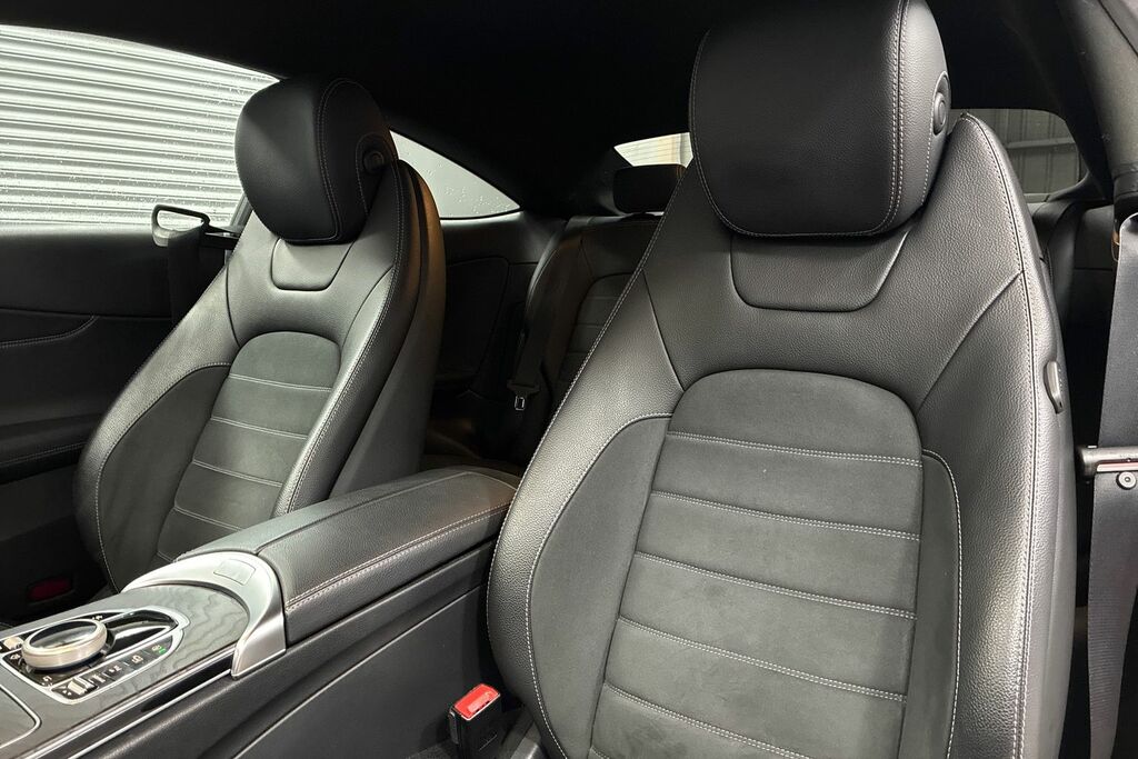 Mercedes-Benz C Class White #16