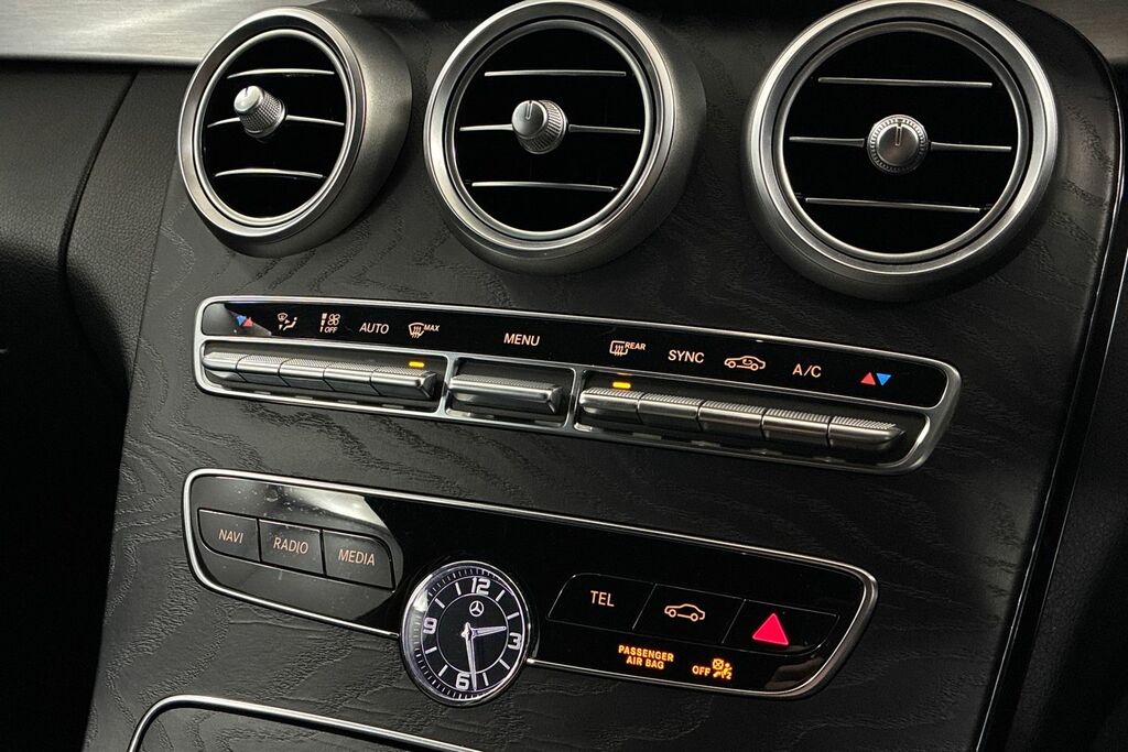 Mercedes-Benz C Class White #23