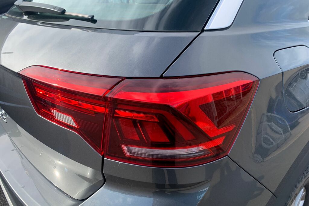 Volkswagen T-Roc Active White #19