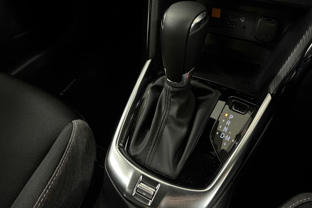 Mazda 2 1.5 E-skyactiv G Mhev Homura Grey #22