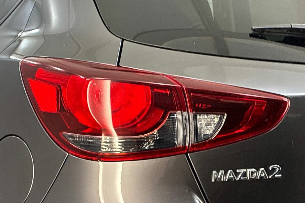 Mazda 2 1.5 E-skyactiv G Mhev Homura Grey #19