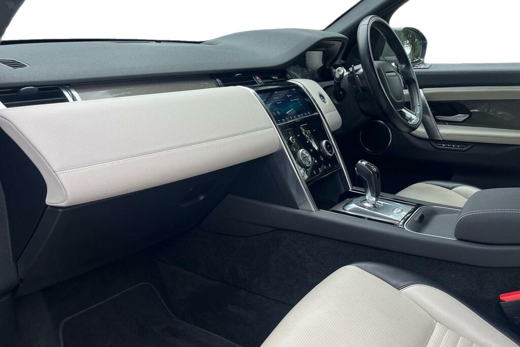 Land Rover Discovery Sport D180 R-dynamic Se White #3