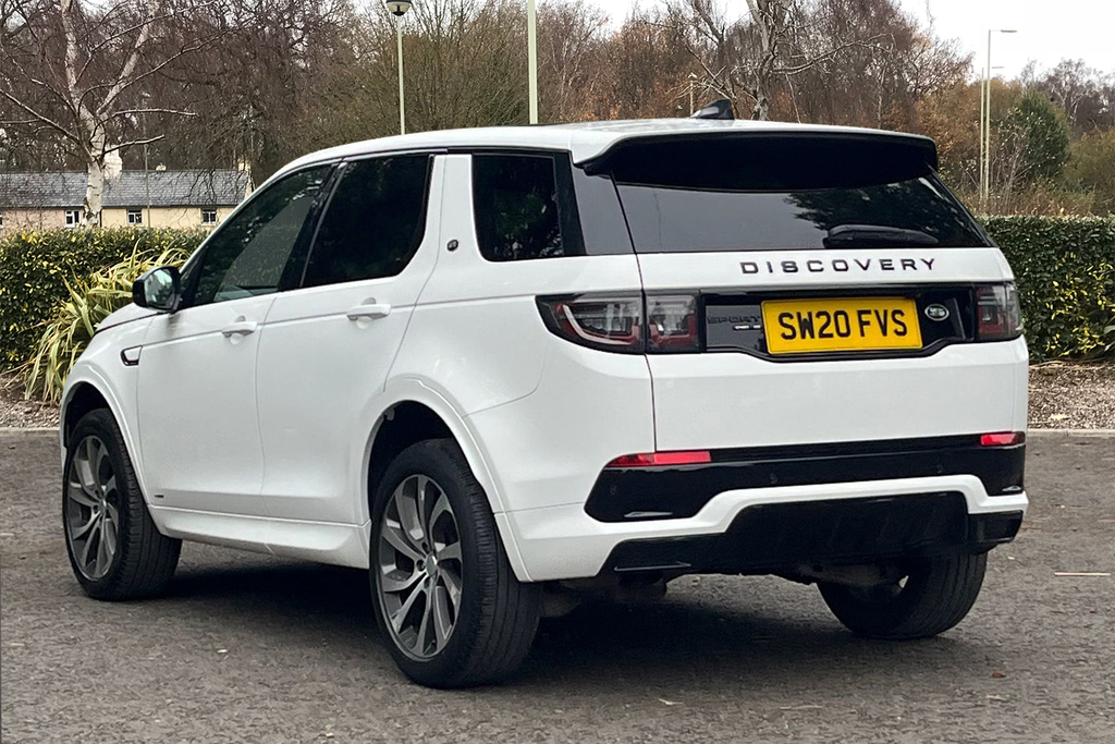 Land Rover Discovery Sport D180 R-dynamic Se White #2
