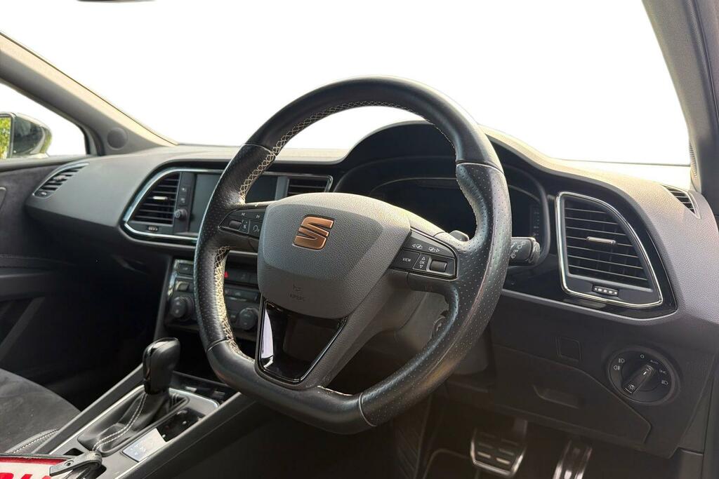 Seat Leon 2.0 Tsi Cupra 300 Ez Dsg 4Drive White #6