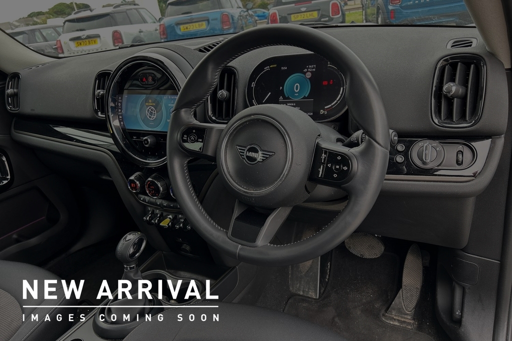 Mini Countryman Cooper S E Exclusive White #2