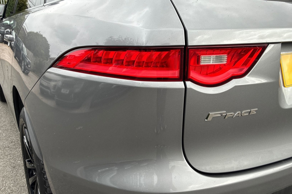Jaguar F-Pace F-pace Svr Awd Blue #29