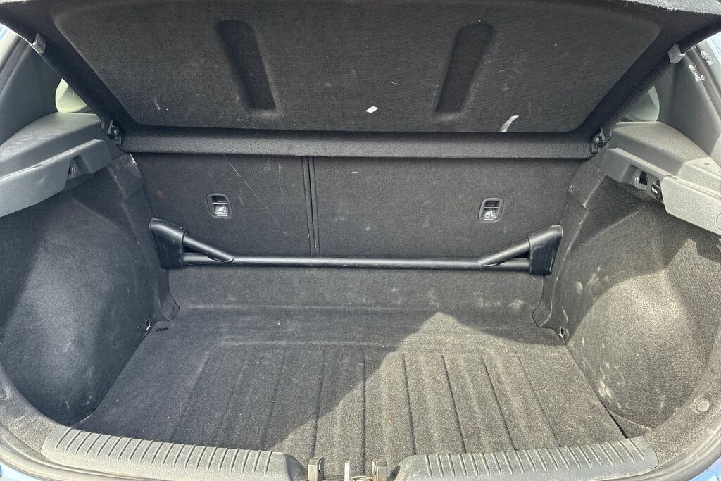 Hyundai I30 Hatchback Brown #11