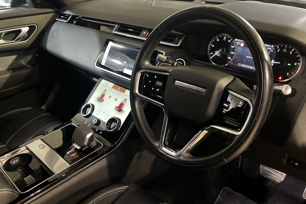 Land Rover Range Rover Velar Automatic Black #28