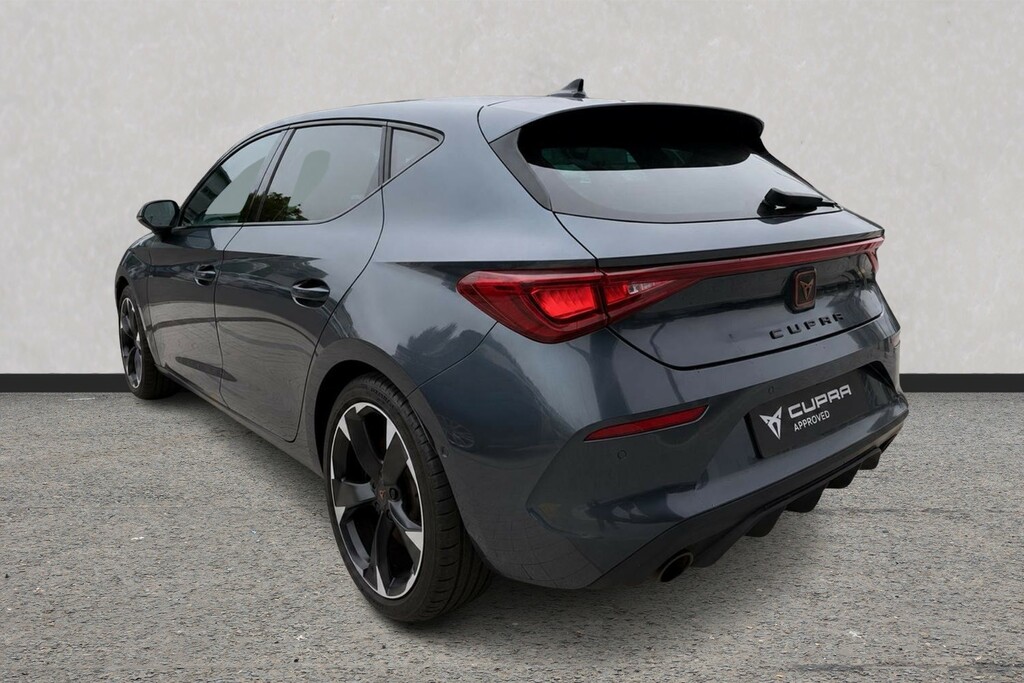 Cupra Leon 2.0 Tsi 300 Vz2 Dsg Black #3
