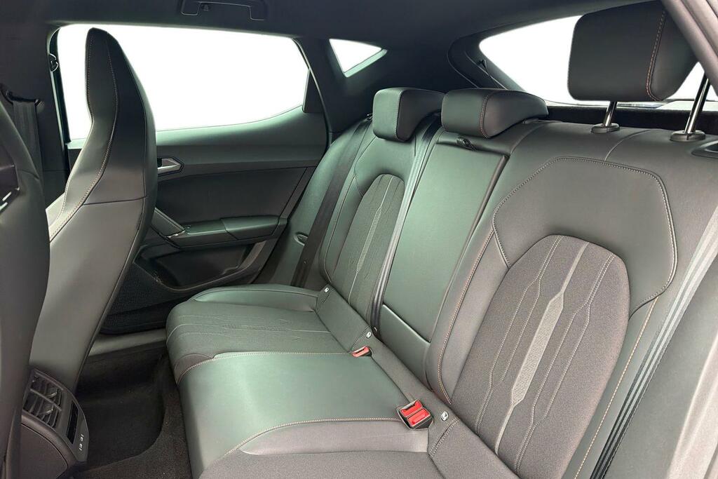 Cupra Leon 2.0 Tsi 300 Vz2 Dsg Black #9
