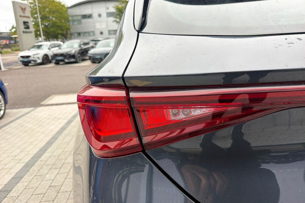 Cupra Leon 2.0 Tsi 300 Vz2 Dsg Black #19