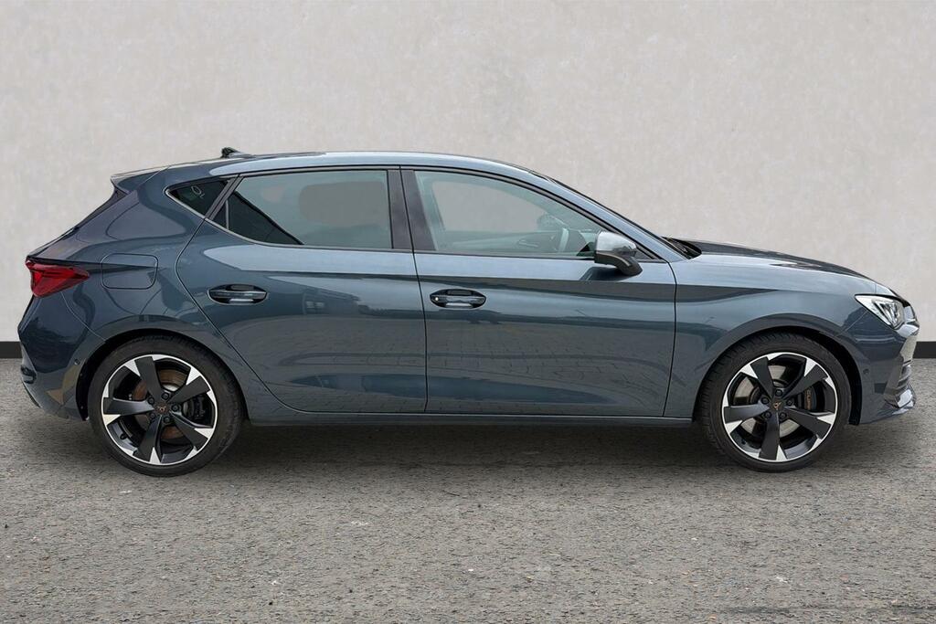 Cupra Leon 2.0 Tsi 300 Vz2 Dsg Black #4