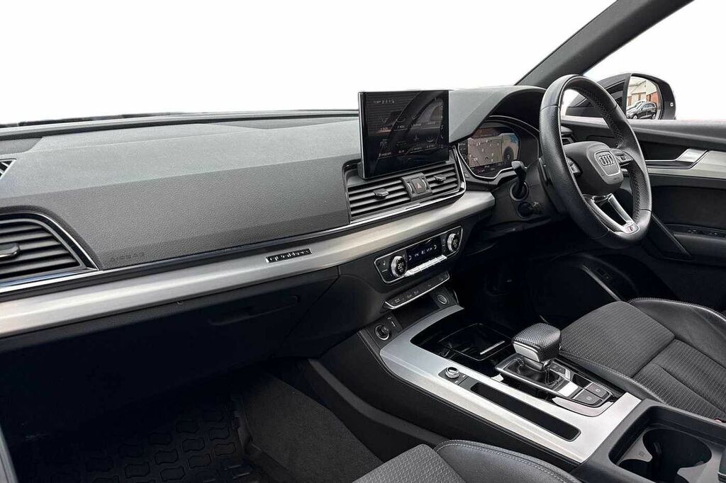 Audi Q5 S Line 40 Tdi Quattro 204 Ps S Tronic Black #2