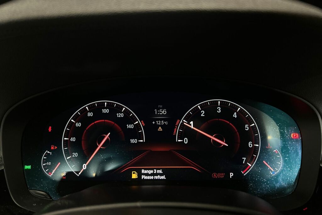 BMW 5 Series Black #9
