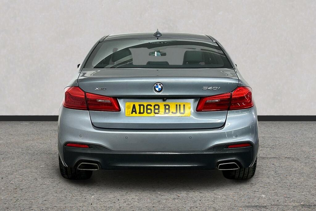 BMW 5 Series Black #15