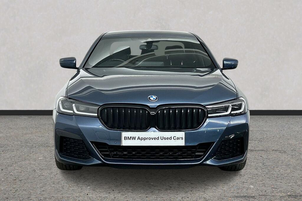 BMW 5 Series Se White #16