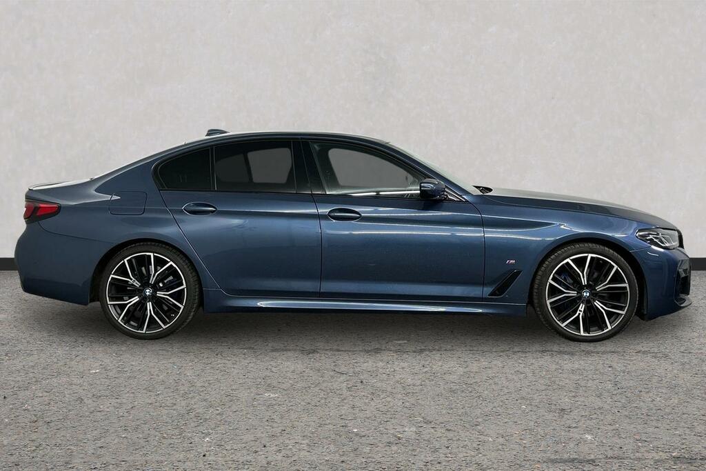 BMW 5 Series 2.0 520D Mht M Sport Steptronic Xdrive Euro 6 Ss Blue #3