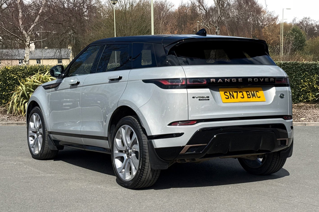 Land Rover Range Rover Evoque R-dynamic Se White #2
